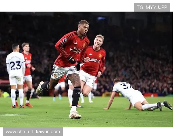 热刺2-2战平曼联,主场继续低迷表现 热刺2-2战平曼联,主场继续低迷表现